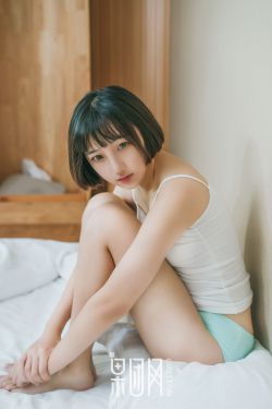 美女让男人捅